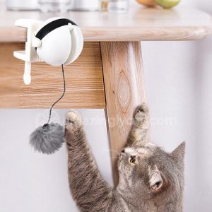 Fluffy-Ball-Teaser-Cat-Toy